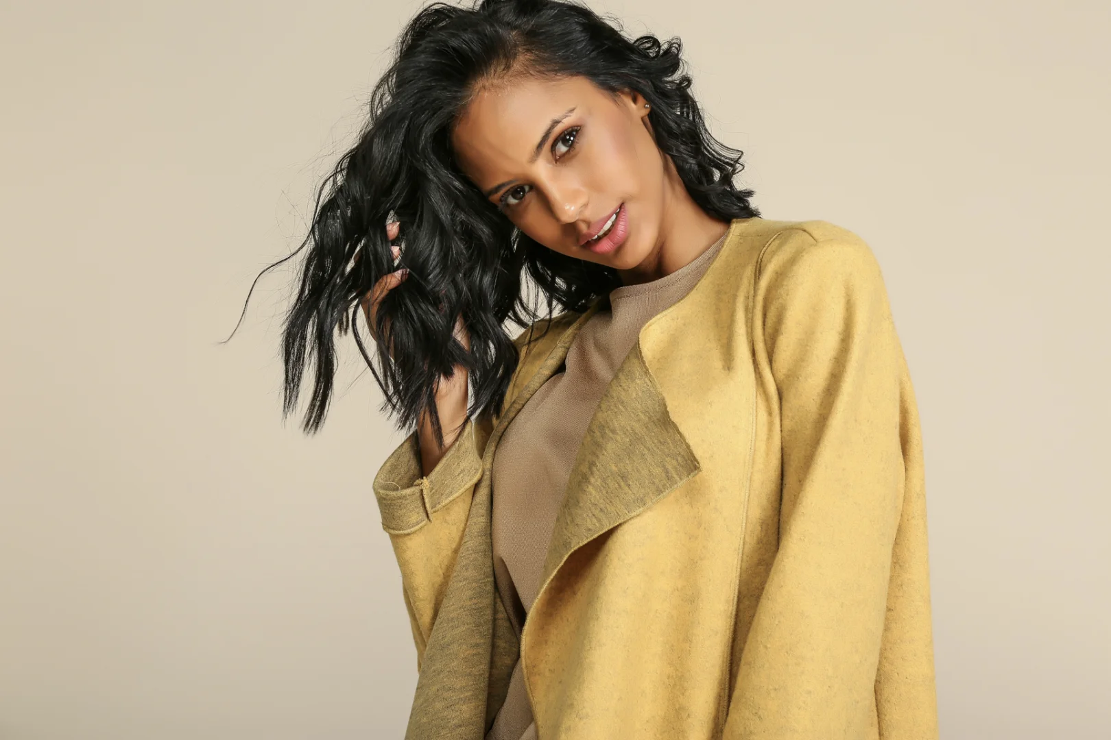 Spor Salonu ve Stüdyo Moda Çekimleri | Profesyonel Model Fashion Fotoğraf Çekimi